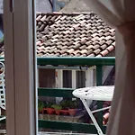 Banica & 3*