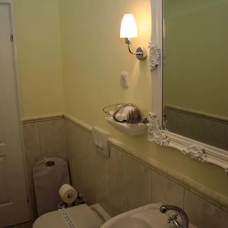 Banica & Gostinjska kuća 3*