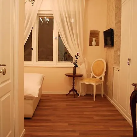 バニカ ＆ ルームス スプリト